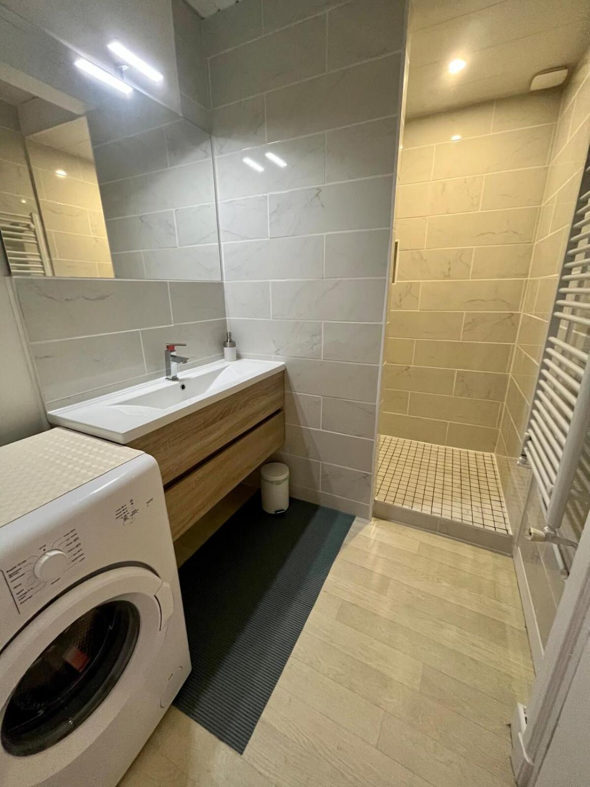 לוריין Joli Appartement Proche Centre מראה חיצוני תמונה