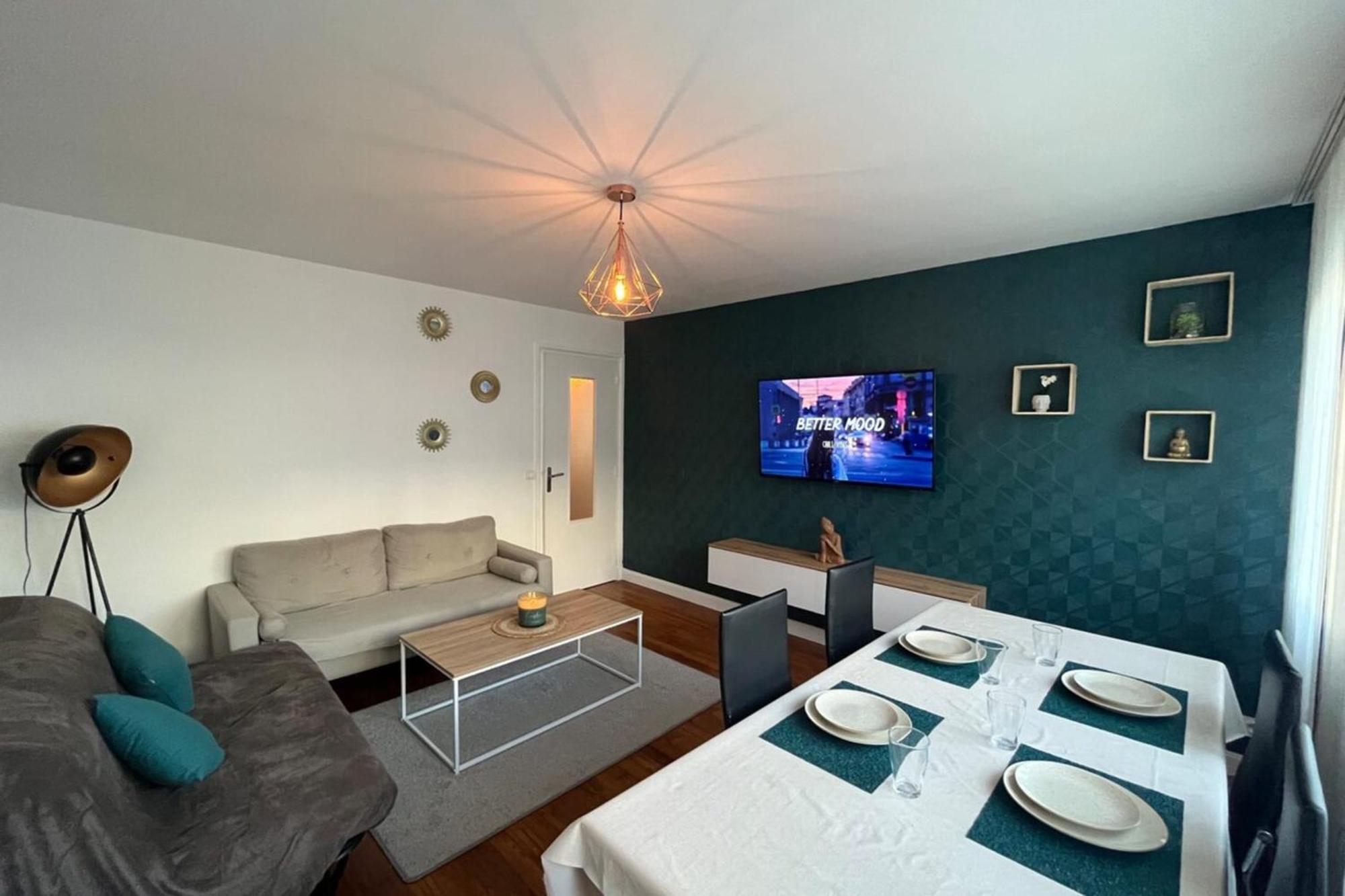 לוריין Joli Appartement Proche Centre מראה חיצוני תמונה